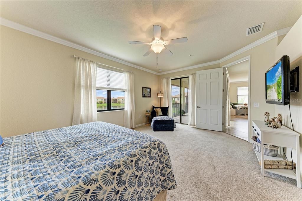 For Sale: $339,900 (3 beds, 2 baths, 2187 Square Feet)