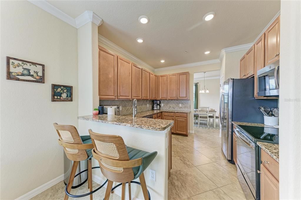 For Sale: $339,900 (3 beds, 2 baths, 2187 Square Feet)