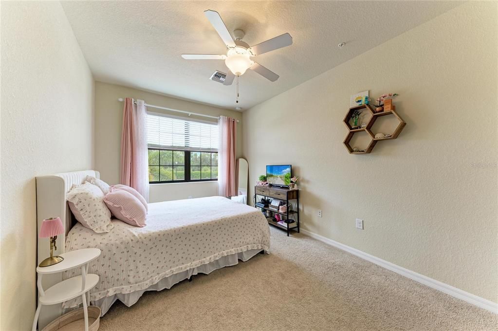 For Sale: $339,900 (3 beds, 2 baths, 2187 Square Feet)