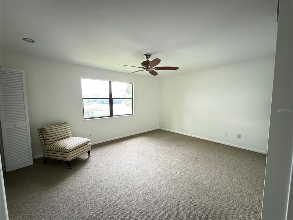 For Sale: $600,000 (3 beds, 2 baths, 2516 Square Feet)