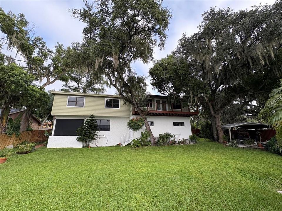 For Sale: $600,000 (3 beds, 2 baths, 2516 Square Feet)