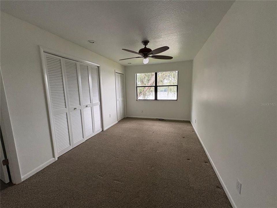 For Sale: $600,000 (3 beds, 2 baths, 2516 Square Feet)