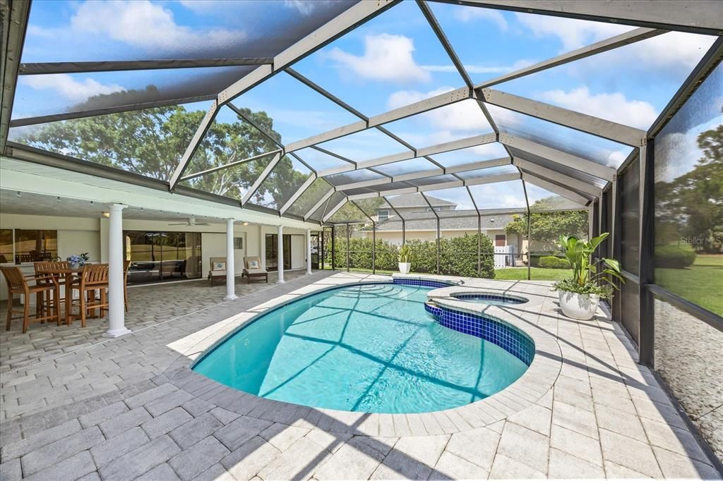 For Sale: $950,000 (4 beds, 3 baths, 2756 Square Feet)