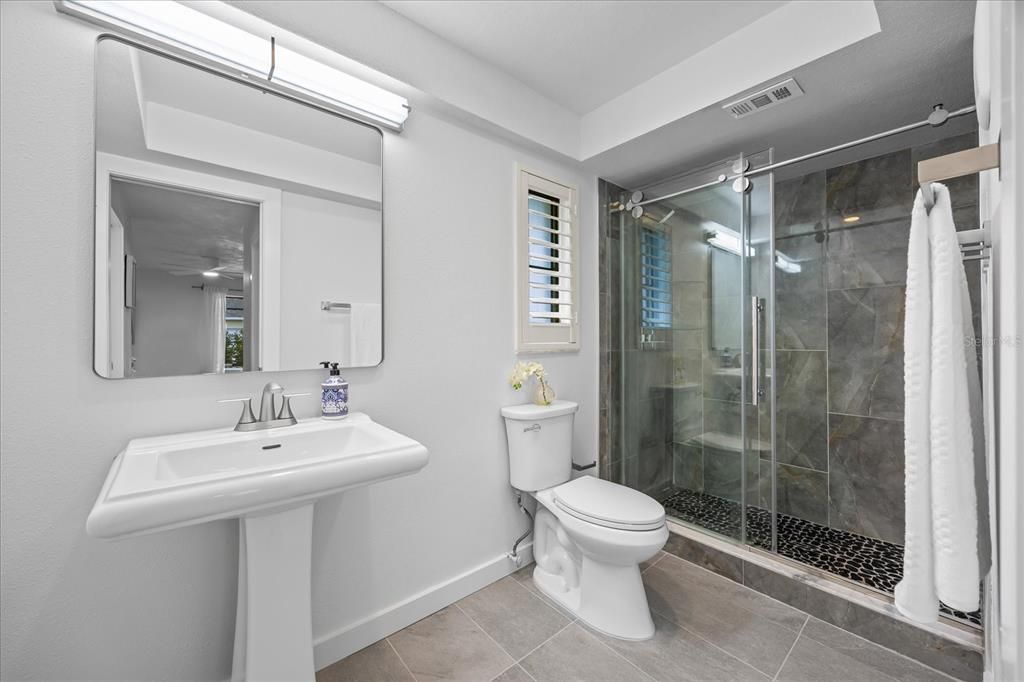 For Sale: $950,000 (4 beds, 3 baths, 2756 Square Feet)