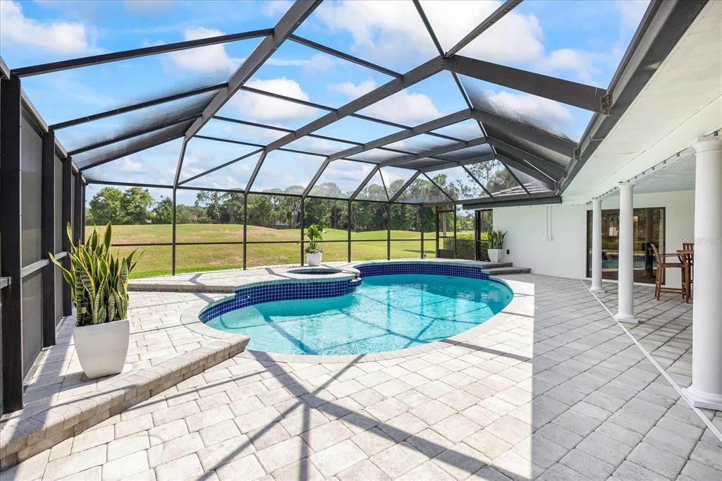 For Sale: $950,000 (4 beds, 3 baths, 2756 Square Feet)