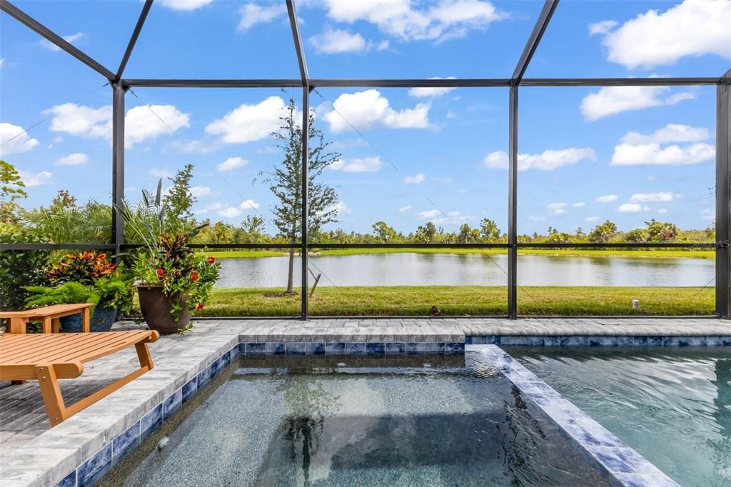 En Venta: $675,000 (3 camas, 3 baños, 2214 Pies cuadrados)