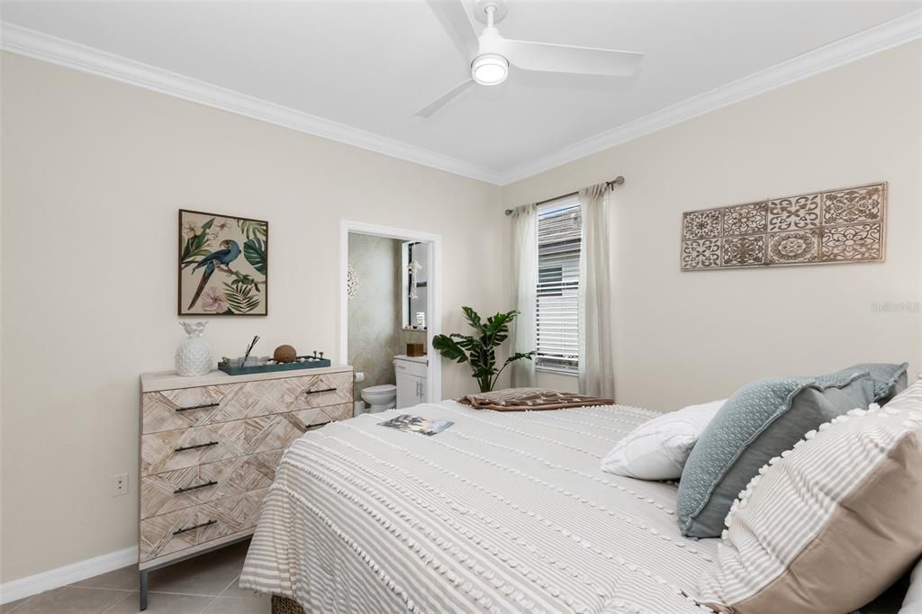 En Venta: $675,000 (3 camas, 3 baños, 2214 Pies cuadrados)