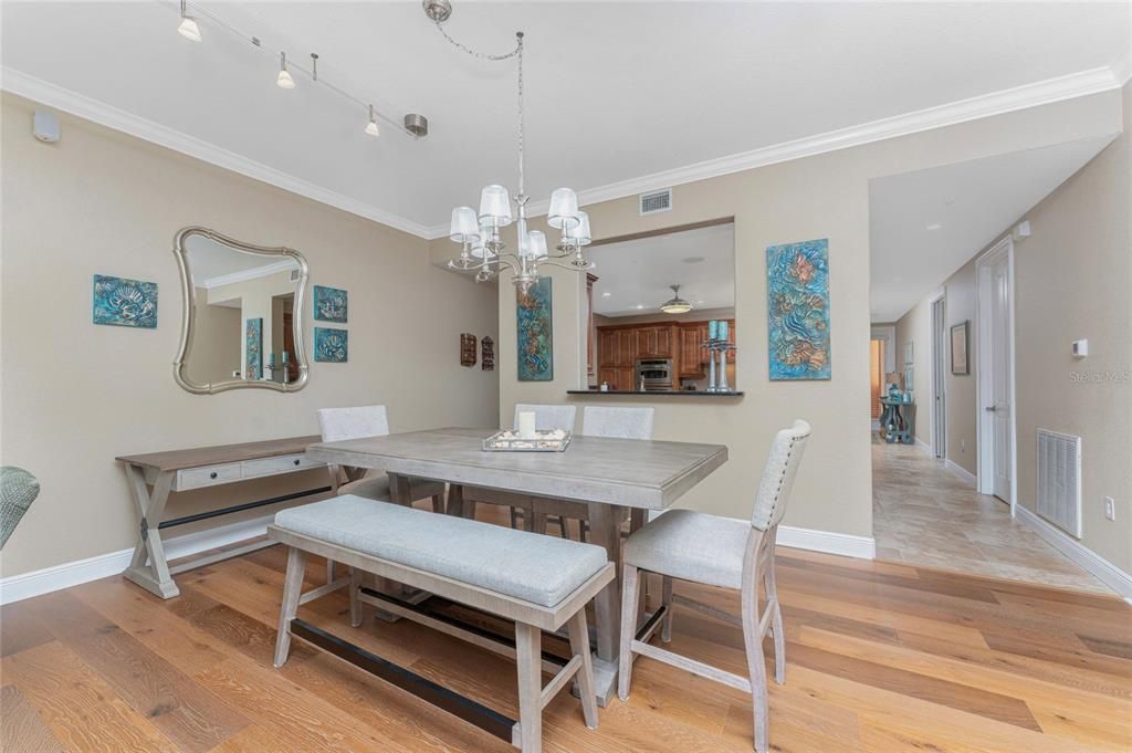 For Sale: $559,000 (3 beds, 2 baths, 2153 Square Feet)