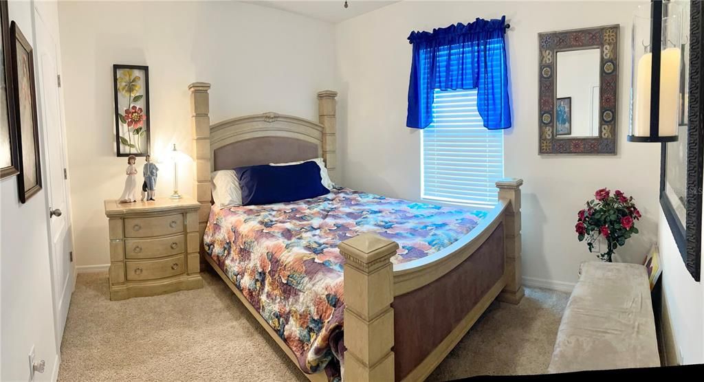 For Sale: $305,000 (3 beds, 2 baths, 1405 Square Feet)