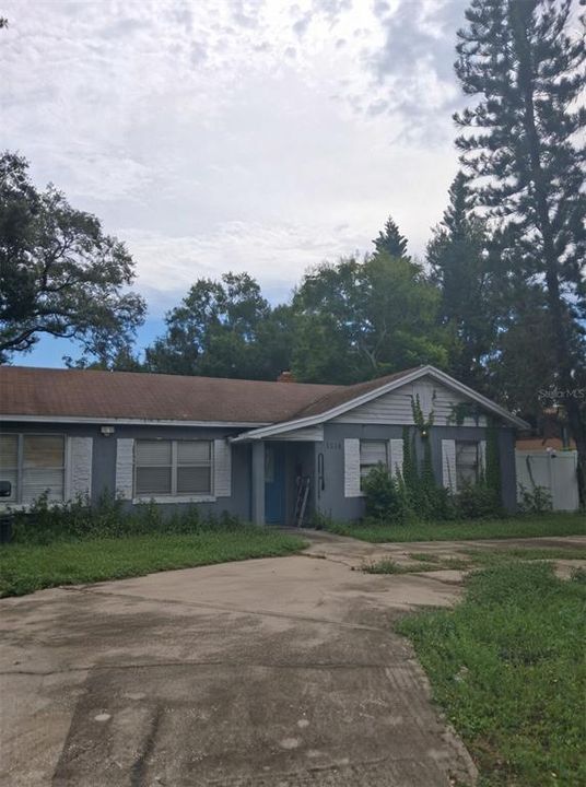 For Sale: $649,000 (3 beds, 1 baths, 1392 Square Feet)