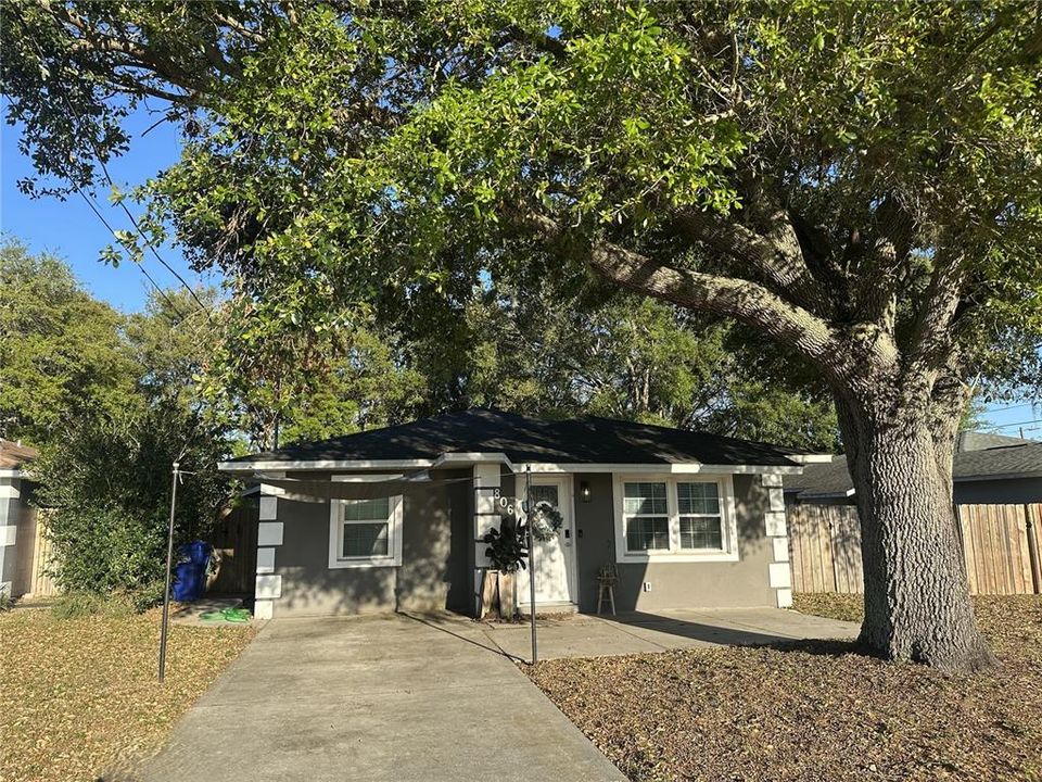 For Sale: $265,000 (2 beds, 1 baths, 1174 Square Feet)