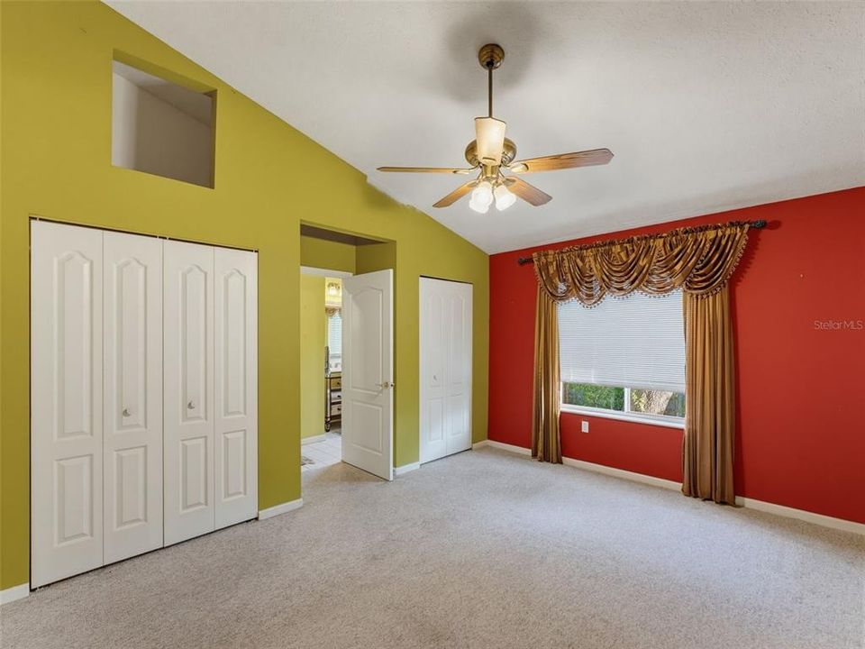 For Sale: $320,000 (2 beds, 2 baths, 1748 Square Feet)