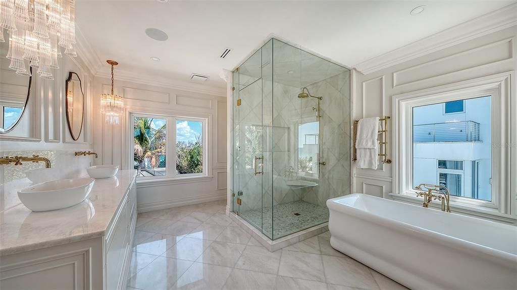 En Venta: $15,000,000 (5 camas, 5 baños, 6500 Pies cuadrados)