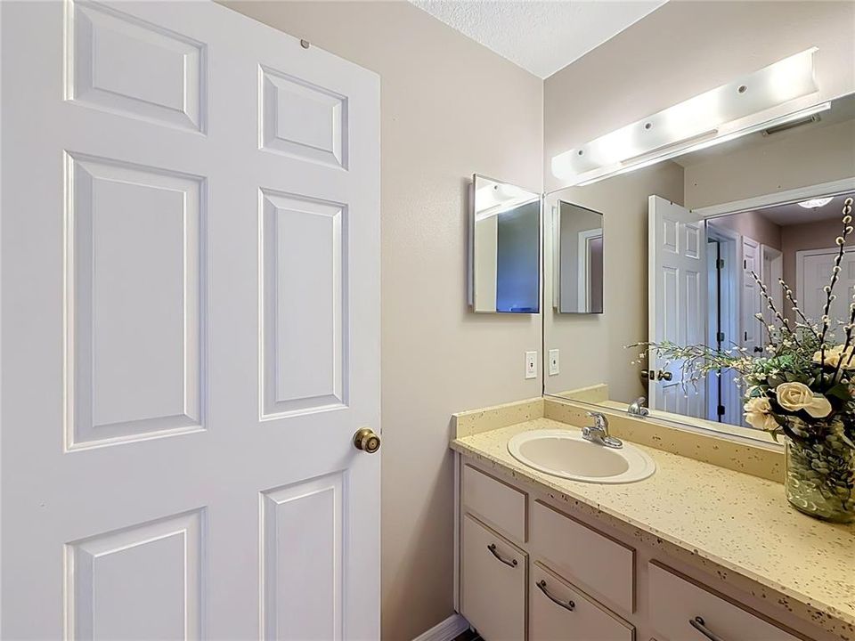 For Sale: $219,900 (3 beds, 2 baths, 1224 Square Feet)