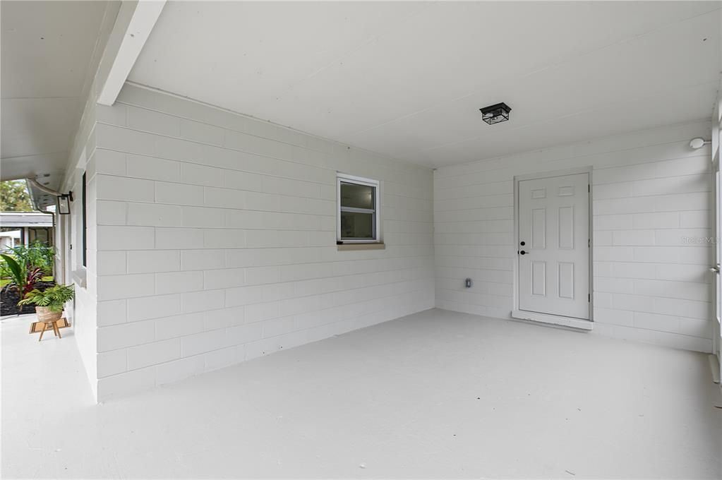 Activo con contrato: $227,000 (3 camas, 1 baños, 1090 Pies cuadrados)