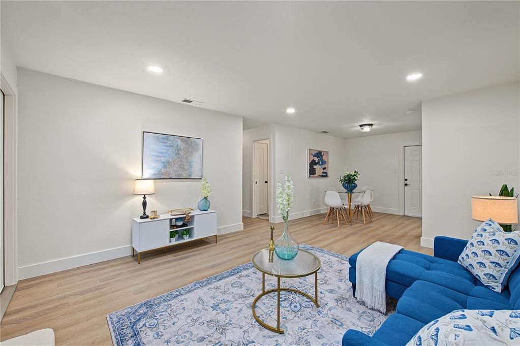 Activo con contrato: $227,000 (3 camas, 1 baños, 1090 Pies cuadrados)