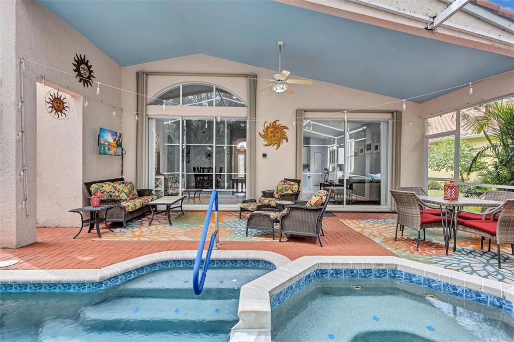 For Sale: $539,000 (3 beds, 2 baths, 1831 Square Feet)