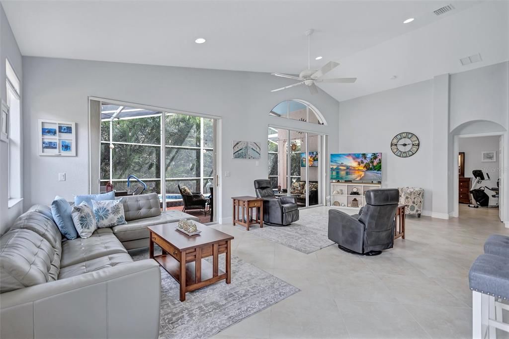 For Sale: $539,000 (3 beds, 2 baths, 1831 Square Feet)