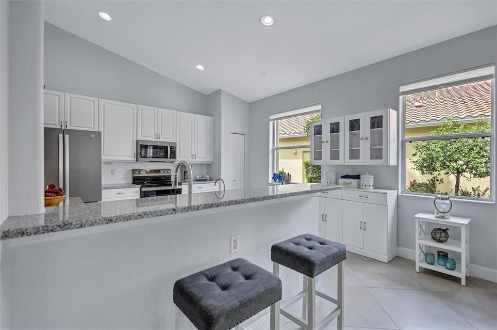 For Sale: $539,000 (3 beds, 2 baths, 1831 Square Feet)