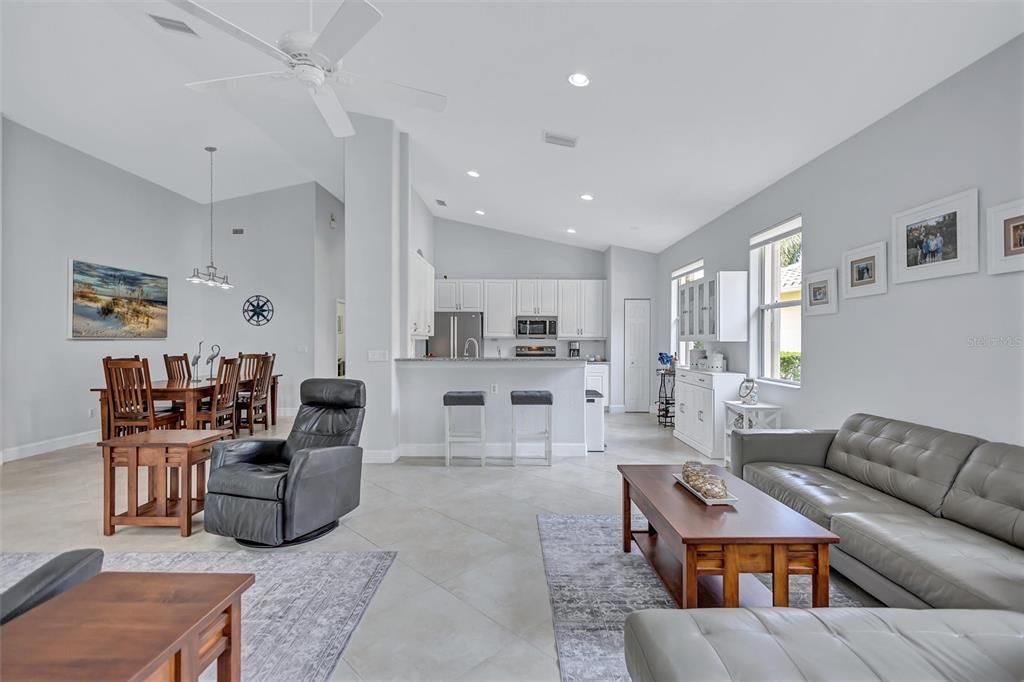 For Sale: $539,000 (3 beds, 2 baths, 1831 Square Feet)