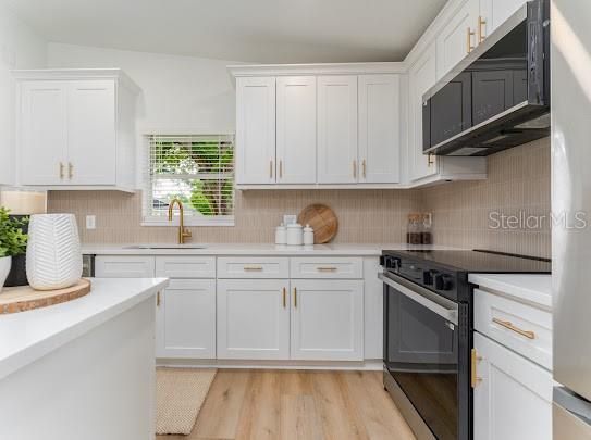 For Sale: $379,900 (3 beds, 2 baths, 1200 Square Feet)