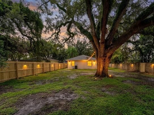 For Sale: $379,900 (3 beds, 2 baths, 1200 Square Feet)