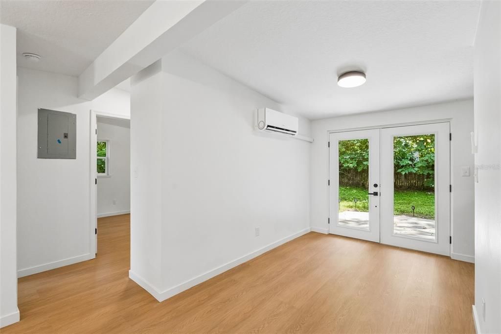 For Sale: $295,000 (3 beds, 2 baths, 1340 Square Feet)
