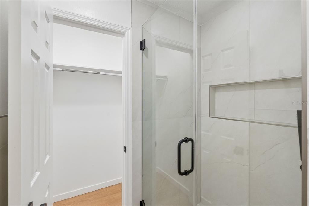 For Sale: $295,000 (3 beds, 2 baths, 1340 Square Feet)