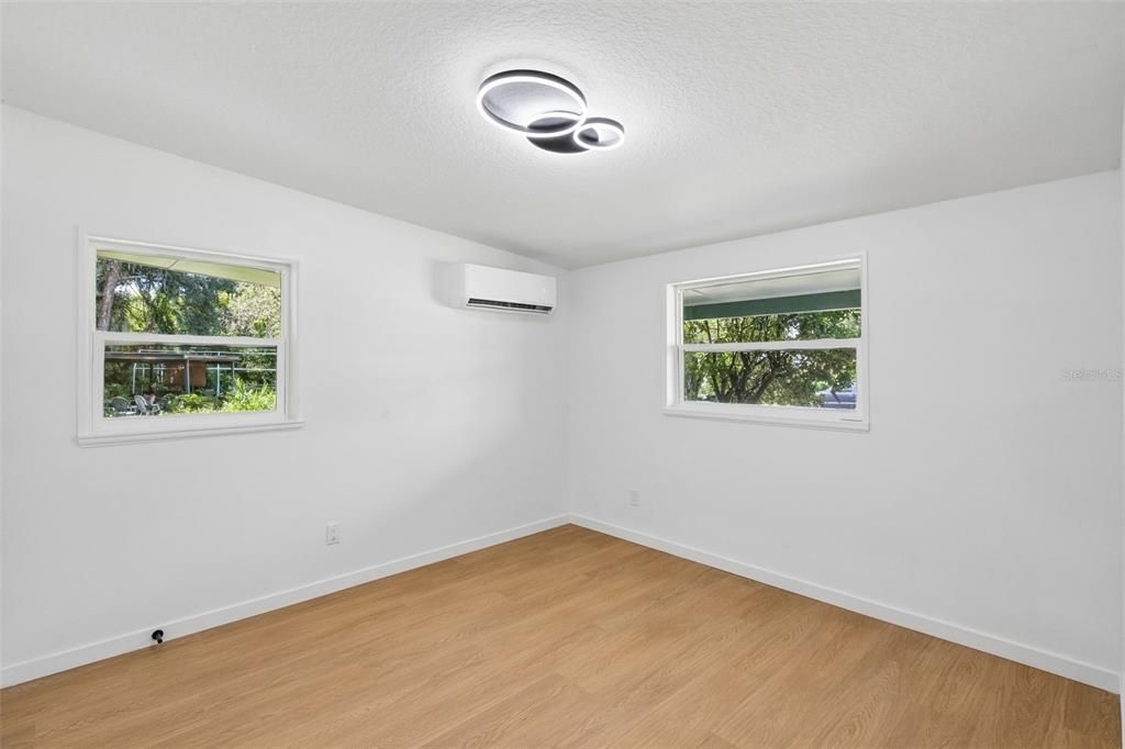 For Sale: $295,000 (3 beds, 2 baths, 1340 Square Feet)