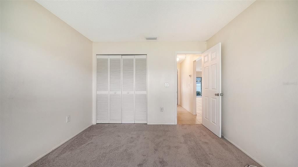 For Sale: $349,500 (3 beds, 2 baths, 1374 Square Feet)