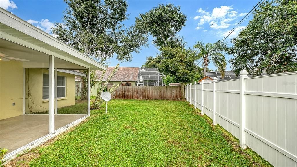 For Sale: $349,500 (3 beds, 2 baths, 1374 Square Feet)