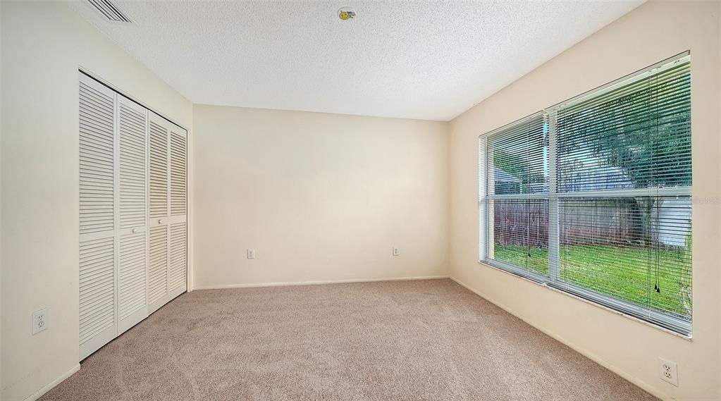 For Sale: $349,500 (3 beds, 2 baths, 1374 Square Feet)
