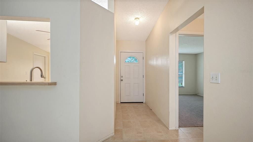 For Sale: $349,500 (3 beds, 2 baths, 1374 Square Feet)
