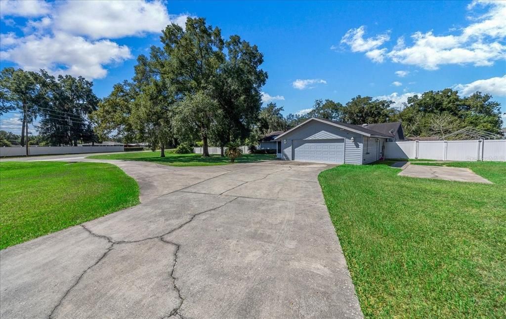 En Venta: $749,000 (5 camas, 3 baños, 3060 Pies cuadrados)