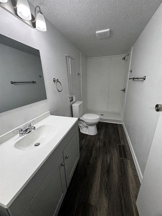 В аренду: $1,600 (4 спален, 2 ванн, 1650 Квадратных фут)