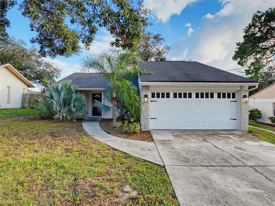待售: $299,900 (3 贝兹, 2 浴室, 1481 平方英尺)