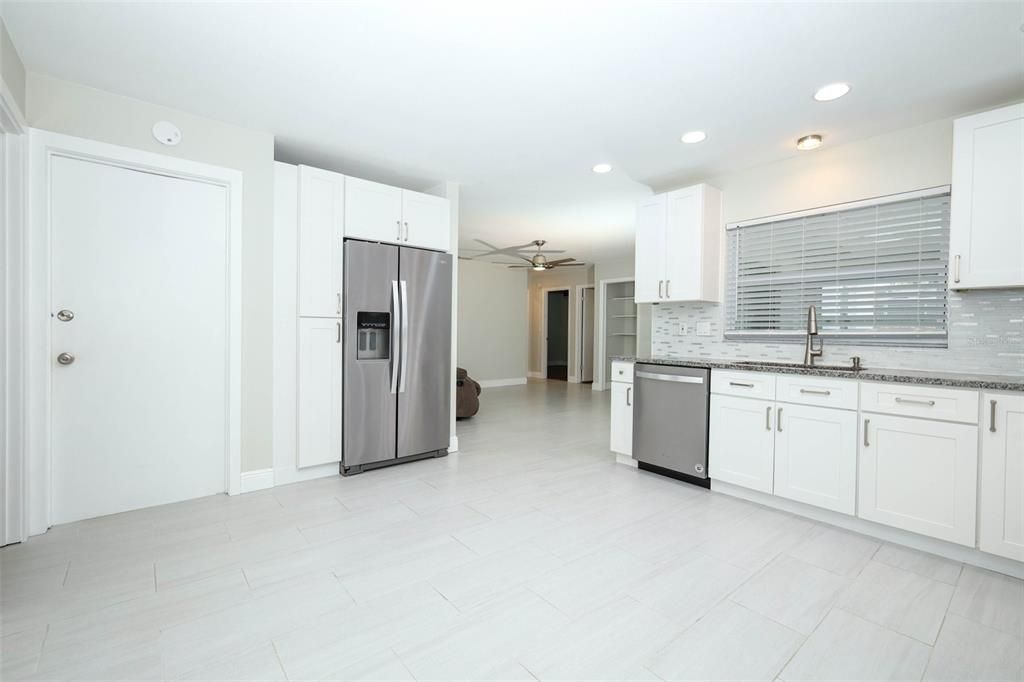 For Sale: $440,000 (3 beds, 2 baths, 1681 Square Feet)
