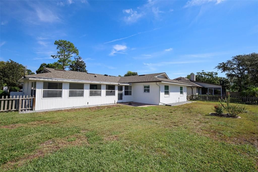 For Sale: $440,000 (3 beds, 2 baths, 1681 Square Feet)