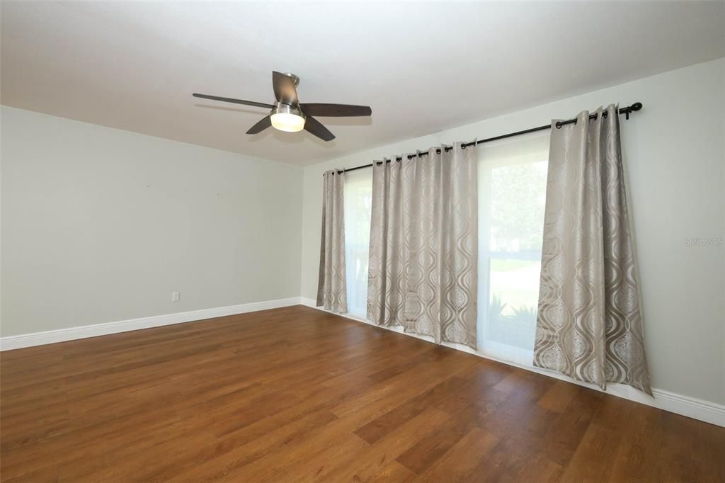 For Sale: $440,000 (3 beds, 2 baths, 1681 Square Feet)