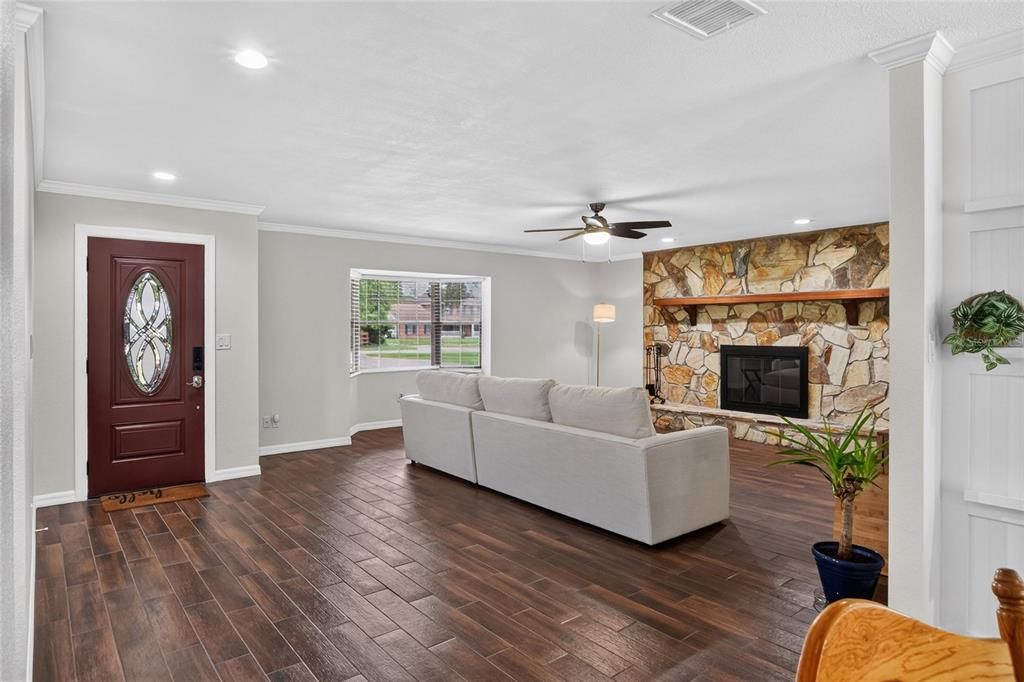 For Sale: $655,000 (3 beds, 2 baths, 2205 Square Feet)