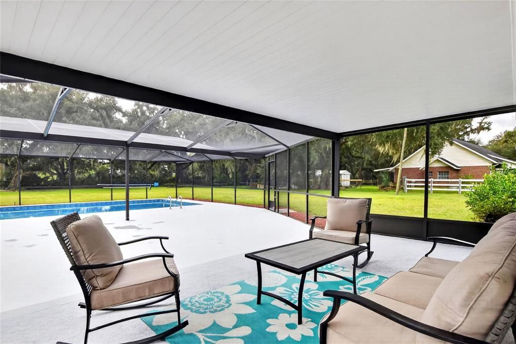 For Sale: $655,000 (3 beds, 2 baths, 2205 Square Feet)