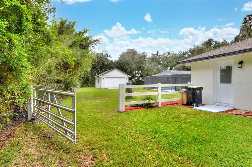 For Sale: $655,000 (3 beds, 2 baths, 2205 Square Feet)