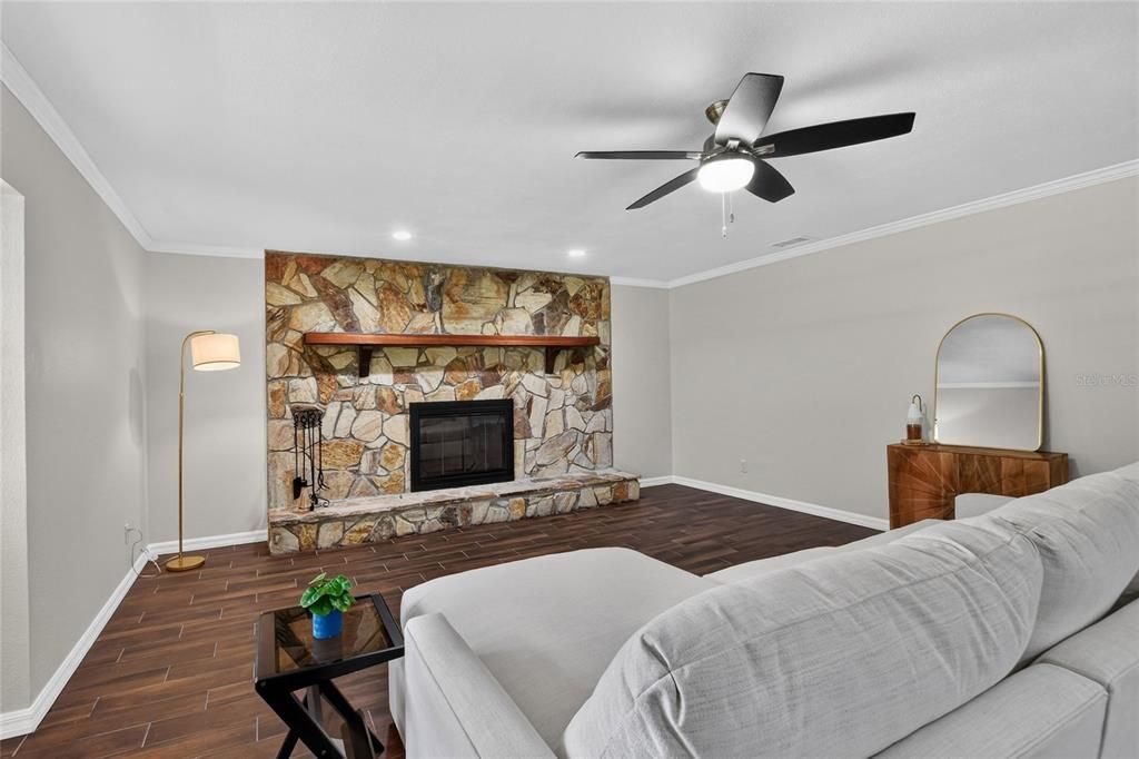 For Sale: $655,000 (3 beds, 2 baths, 2205 Square Feet)