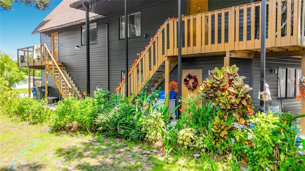 For Sale: $750,000 (7 beds, 0 baths, 3276 Square Feet)