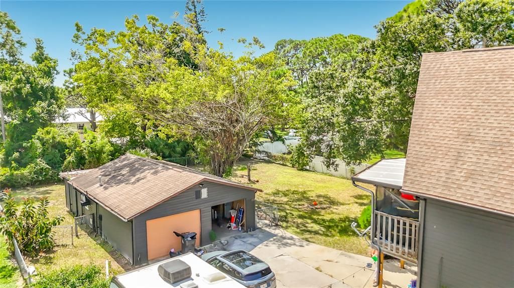 For Sale: $750,000 (7 beds, 0 baths, 3276 Square Feet)