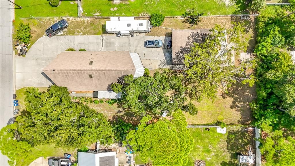 For Sale: $750,000 (7 beds, 0 baths, 3276 Square Feet)
