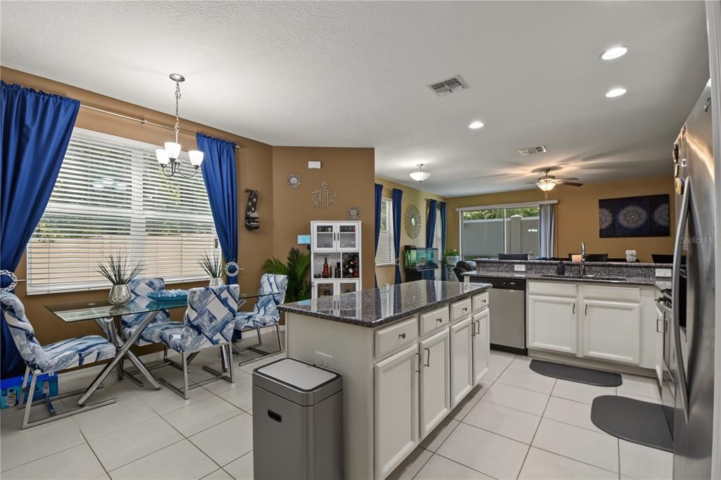 For Sale: $324,900 (3 beds, 2 baths, 1754 Square Feet)