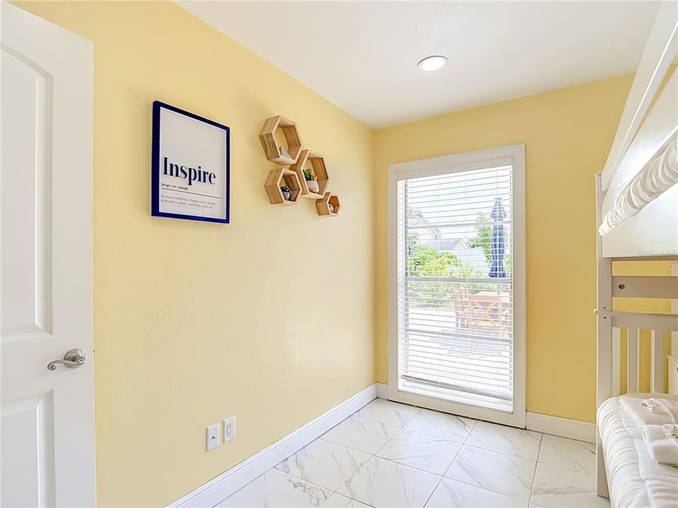 For Rent: $4,000 (3 beds, 2 baths, 1720 Square Feet)