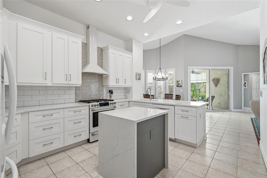 For Sale: $1,095,000 (4 beds, 3 baths, 2474 Square Feet)