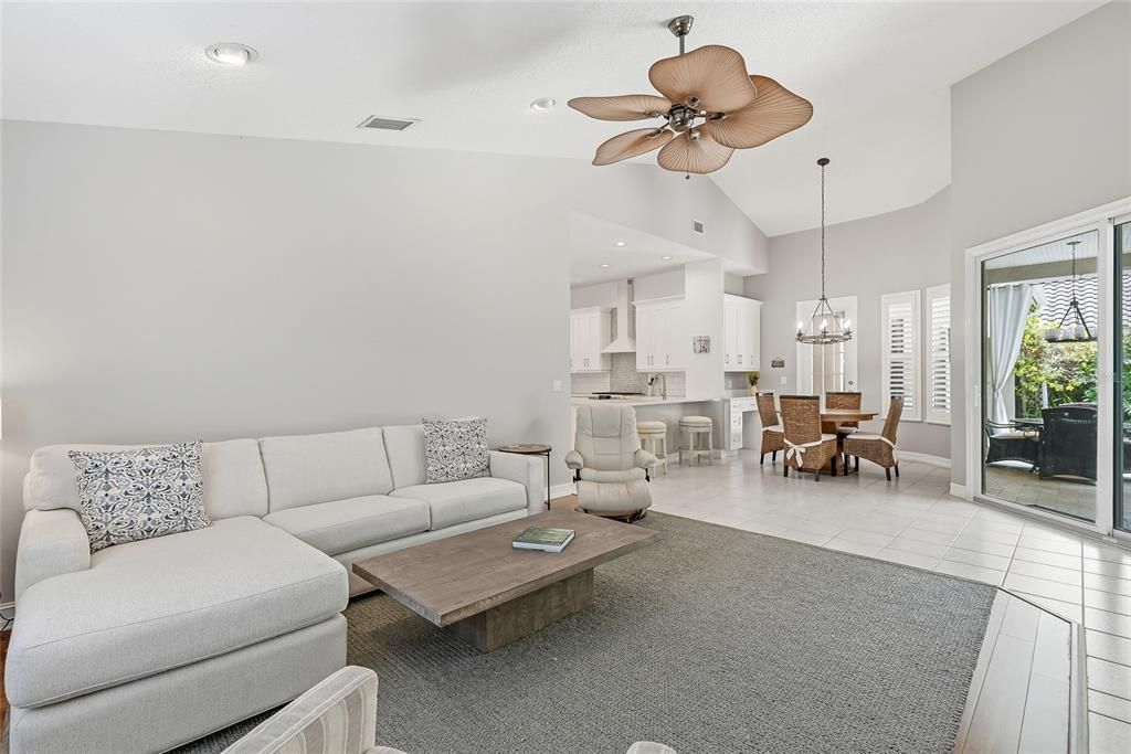 For Sale: $1,095,000 (4 beds, 3 baths, 2474 Square Feet)